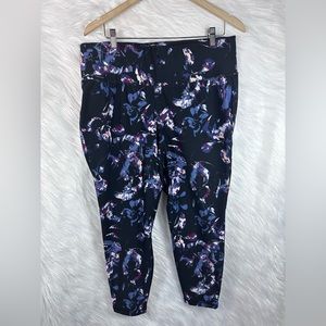 Livi Active by Lane Bryant leggings size 18/20